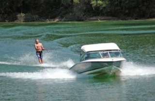 Emozione Sci nautico nella Côtes D'Armor 